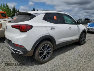 2022 Buick Encore GX Select z VIN KL4MMDS23NB142585, wystawiony jako Copart lot #59618615 z przebiegiem 3 880 mil mil oraz Szkoda całkowita • Salvage title. Historia ofert i sprzedaży dostępna na DreamBid. Obrazek 3.