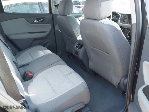 2019 Chevrolet Blazer with VIN 3GNKBBRA0KS665445, listed as a IAAI auction lot 40626408 with 70,539 mi miles. Bid and sale history available at carsss.com. Image 8.