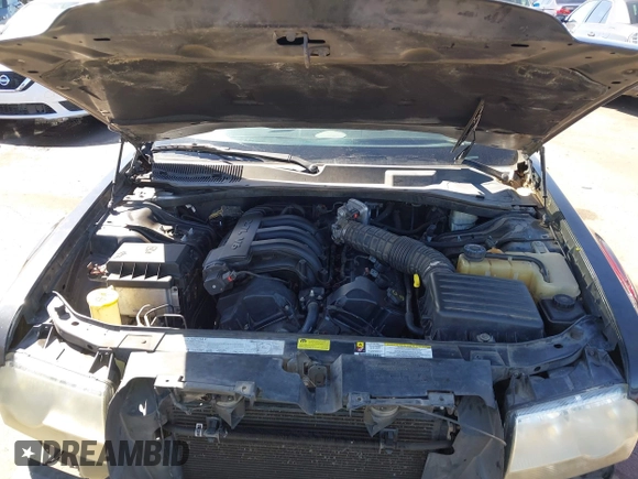 2007 Chrysler 300 with VIN 2C3KA43R47H888706, listed as a IAAI auction lot 41849210 with 135,156 mi miles. Bid and sale history available at carsss.com. Image 10.