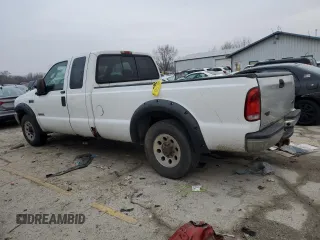 2004 Ford F-250 XL z VIN 1FTNX20P34EB05974, wystawiony jako Copart lot #86281324 z przebiegiem 184 896 mil mil oraz Czysty tytuł • Clean title. Historia ofert i sprzedaży dostępna na DreamBid. Obrazek 2.