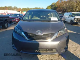 2011 Toyota Sienna LE AAS with VIN 5TDKK3DC2BS070656, listed as a IAAI auction lot 41034261 with 259,239 mi miles. Bid and sale history available at carsss.com. Image 12.