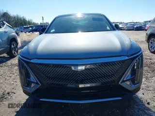2024 Cadillac LYRIQ Luxury z VIN 1GYKPSRL0RZ127699, wystawiony jako IAAI lot #41358921 z przebiegiem 1114 mil mil oraz . Historia ofert i sprzedaży dostępna na DreamBid. Obrazek 12.