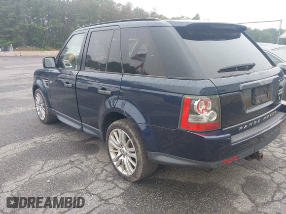 2011 Land Rover Range Rover Sport HSE Lux with VIN SALSK2D41BA289200, listed as a IAAI auction lot 42534463 with 199,811 mi miles and . Bid and sale history available at DreamBid. Image 3.