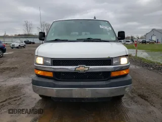 2016 Chevrolet Express Passenger LT with VIN 1GAZGPFG7G1184396, listed as a Copart auction lot 51427105 with 152,008 mi miles and Salvage title. Bid and sale history available at DreamBid. Image 5.