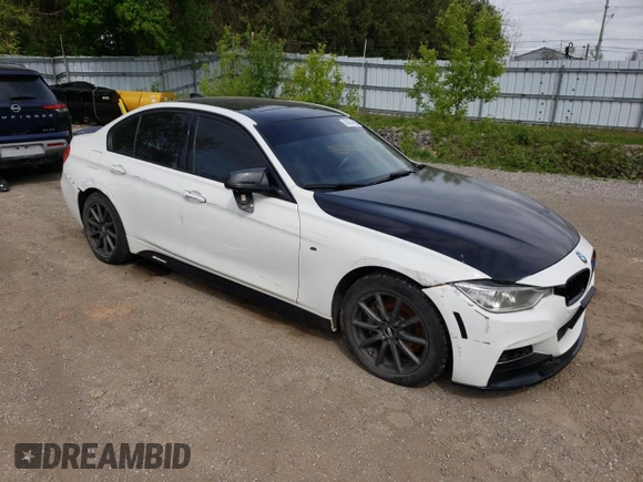 2013 BMW 3 Series 335i xDrive z VIN WBA3B9C53DF585613, wystawiony jako Copart lot #56634425 z przebiegiem 131 604 mil mil oraz Czysty tytuł • Clean title. Historia ofert i sprzedaży dostępna na DreamBid. Obrazek 4.