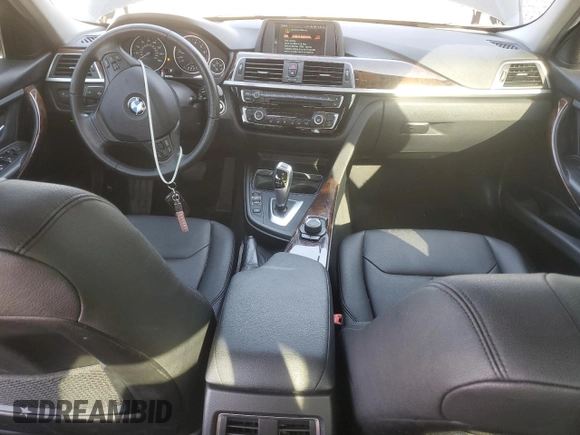 2018 BMW 3 Series 320i with VIN WBA8A9C54JAH13555, listed as a Copart auction lot 48113035 with 64,320 mi miles and Salvage Title. Bid and sale history available at carsss.com. Image 8.