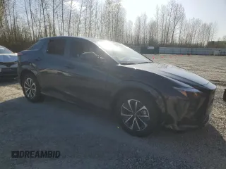 2024 Lexus RZ 450e Premium z VIN JTJAAAAB7RA025151, wystawiony jako Copart lot #51349665 z przebiegiem 6607 mil mil oraz Szkody całkowita. Historia ofert i sprzedaży dostępna na DreamBid. Obrazek 4.