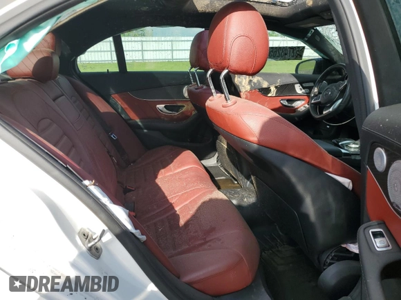 2016 Mercedes-Benz C 450 AMG z VIN 55SWF6EB4GU150824, wystawiony jako Copart lot #52748265 z przebiegiem 102 201 mil mil oraz Szkoda całkowita • Salvage title. Historia ofert i sprzedaży dostępna na DreamBid. Obrazek 10.
