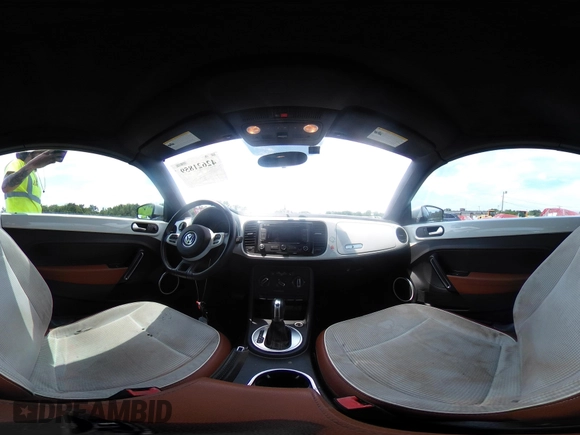 2015 Volkswagen Beetle Classic с VIN 3VW517AT4FM809038, выставлен на аукционе IAAI как лот 42621859 с пробегом 106 118 миль миль и . История ставок и продаж доступна на DreamBid. Изображение 20.