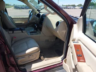 2006 Ford Explorer Eddie Bauer с VIN 1FMEU74E96UB59508, выставлен на аукционе IAAI как лот 42634592 с пробегом 197 617 миль миль и . История ставок и продаж доступна на DreamBid. Изображение 5.