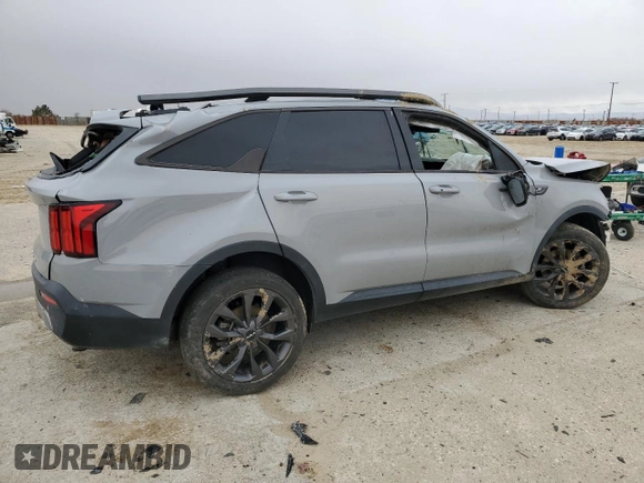 2022 Kia Sorento X-Line SX Prestige with VIN 5XYRKDLF2NG133529, listed as a Copart auction lot 48135025 with 35,674 mi miles and Salvage title. Bid and sale history available at DreamBid. Image 3.