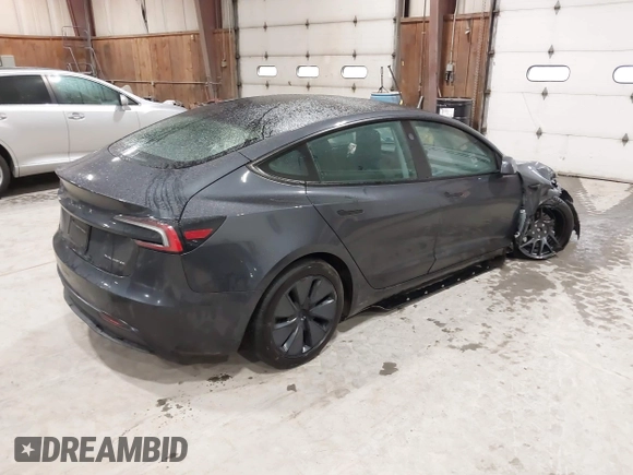 2025 Tesla Model 3 Long Range with VIN 5YJ3E1EB4SF913766, listed as a IAAI auction lot 41975164 with 3,099 mi miles and . Bid and sale history available at DreamBid. Image 4.