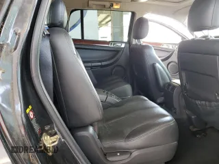 2004 Chrysler Pacifica z VIN 2C8GF68474R621401, wystawiony jako Copart lot #56626025 z przebiegiem 92 218 mil mil oraz Tytuł czysty. Historia ofert i sprzedaży dostępna na DreamBid. Obrazek 11.