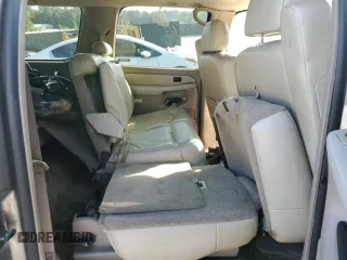 2002 Chevrolet Suburban LS with VIN 1GNFK16Z02J192587, listed as a Copart auction lot 68169004 with 0 mi miles and Non Repairable. Bid and sale history available at carsss.com. Image 11.