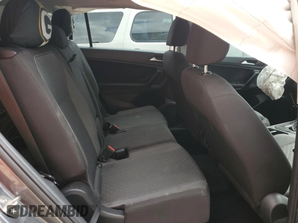 2021 Volkswagen Tiguan S z VIN 3VV1B7AX6MM150458, wystawiony jako Copart lot #51954435 z przebiegiem 66 137 mil mil oraz Szkoda całkowita • Salvage title. Historia ofert i sprzedaży dostępna na DreamBid. Obrazek 11.