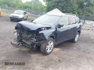 2015 Nissan Rogue SL z VIN 5N1AT2MV4FC885612, wystawiony jako IAAI lot #42381098 z przebiegiem 124 068 mil mil oraz . Historia ofert i sprzedaży dostępna na DreamBid. Obrazek 2.