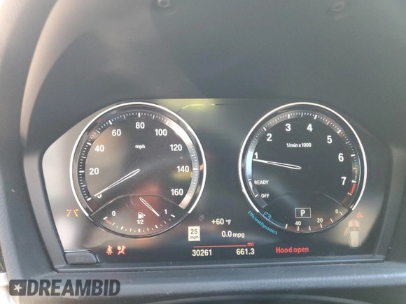 2022 BMW X1 sDrive28i with VIN WBXJG7C05N5V39439, listed as a Copart auction lot 81640724 with 30,261 mi miles and Salvage Title. Bid and sale history available at carsss.com. Image 9.