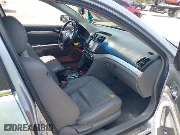 2004 Acura TSX w/Navigation with VIN JH4CL96954C011237, listed as a IAAI auction lot 42155097 with 186,420 mi miles and . Bid and sale history available at DreamBid. Image 5.