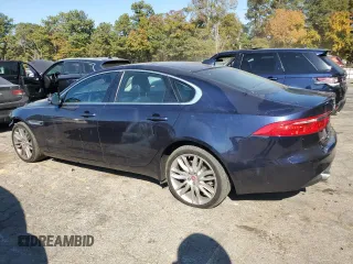 2016 Jaguar XF 35t Prestige with VIN SAJBK4BV6GCY17003, listed as a Copart auction lot 76336784 with 105,686 mi miles and Salvage Title. Bid and sale history available at carsss.com. Image 2.