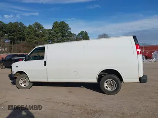 2014 GMC Savana Cargo Van with VIN 1GTW7GCA2E1169201, listed as a IAAI auction lot 41648525 with 462,975 mi miles. Bid and sale history available at carsss.com. Image 14.