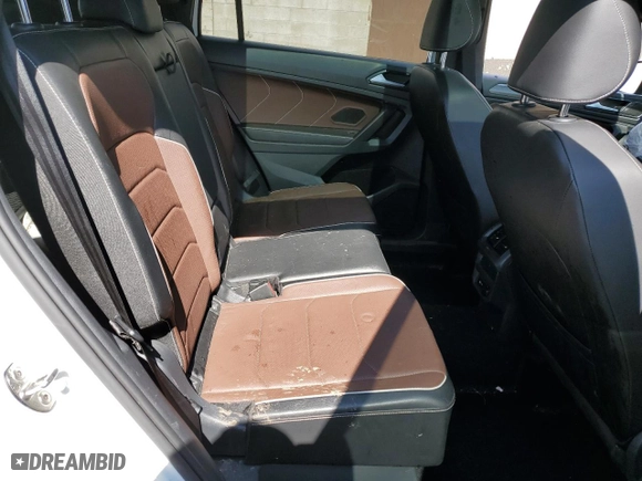 2022 Volkswagen Tiguan SEL R-Line with VIN 3VV4B7AXXNM096239, listed as a Copart auction lot 50471705 with 32,283 mi miles and Salvage Title. Bid and sale history available at carsss.com. Image 12.