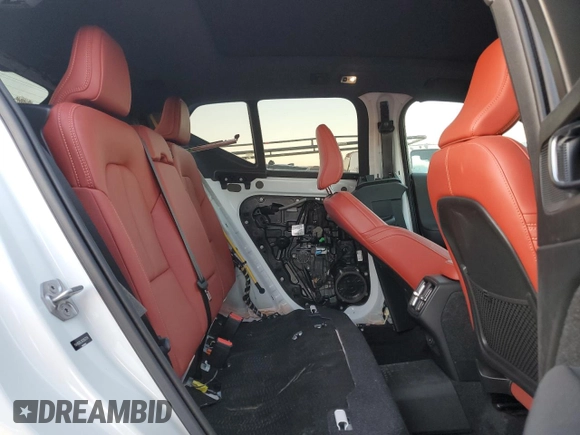 2019 Volvo XC40 Inscription с VIN YV4162UL2K2057274, выставлен на аукционе Copart как лот 89395525 с пробегом 30 540 миль миль и Списание • Salvage title. История ставок и продаж доступна на DreamBid. Изображение 11.