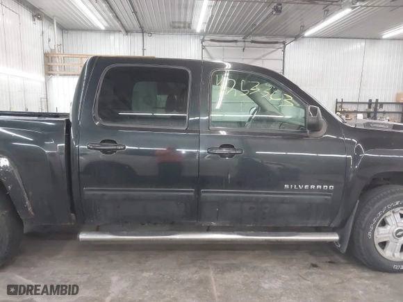 2009 Chevrolet Silverado 1500 LTZ with VIN 3GCEK33399G285667, listed as a IAAI auction lot 41253363 with 219,199 mi miles. Bid and sale history available at carsss.com. Image 13.
