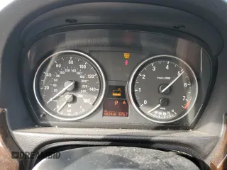 2011 BMW 3 Series 328i с VIN WBAPH5C53BA445287, выставлен на аукционе Copart как лот 57314625 с пробегом 82 026 миль миль и Списание • Salvage title. История ставок и продаж доступна на DreamBid. Изображение 9.
