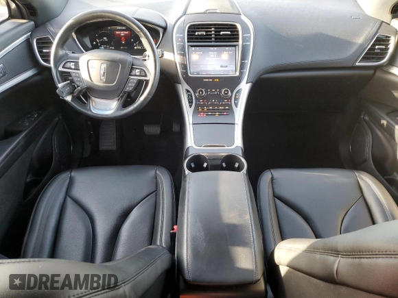 2020 Lincoln Nautilus Standard with VIN 2LMPJ6J92LBL20368, listed as a Copart auction lot 46253285 with 20,493 mi miles and Salvage title. Bid and sale history available at DreamBid. Image 8.