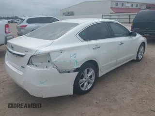 2014 Nissan Altima SV with VIN 1N4AL3AP6EC403677, listed as a IAAI auction lot 42034449 with 96,424 mi miles and . Bid and sale history available at DreamBid. Image 4.