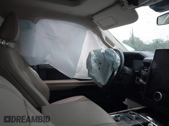 2023 Ford Expedition Limited z VIN 1FMJU2A89PEA39445, wystawiony jako IAAI lot #42456146 z przebiegiem Nie podano mil oraz . Historia ofert i sprzedaży dostępna na DreamBid. Obrazek 5.