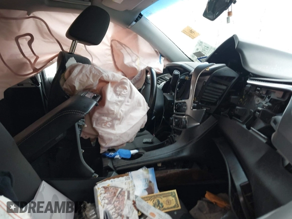 2020 Chevrolet Tahoe LS z VIN 1GNSCAKC3LR101733, wystawiony jako IAAI lot #41912918 z przebiegiem 153 731 mil mil oraz . Historia ofert i sprzedaży dostępna na DreamBid. Obrazek 5.