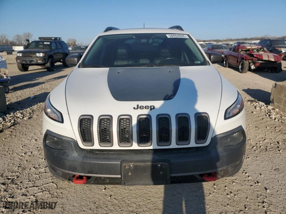 2015 Jeep Cherokee Trailhawk with VIN 1C4PJMBS9FW591615, listed as a Copart auction lot 50994095 with 163,793 mi miles and Salvage Title. Bid and sale history available at carsss.com. Image 5.