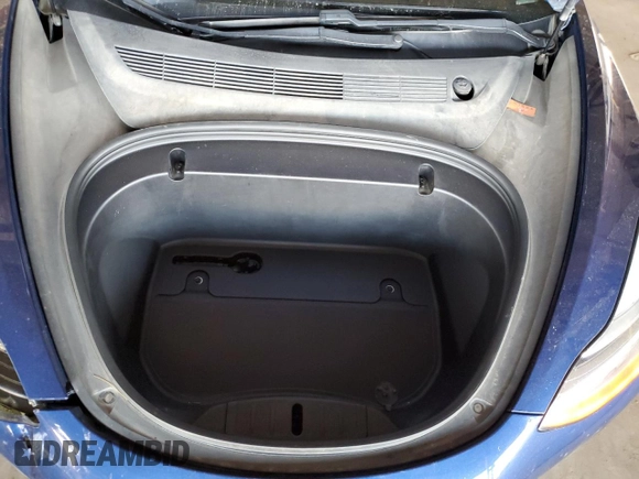 2020 Tesla Model 3 Standard Range Plus z VIN 5YJ3E1EA1LF744069, wystawiony jako Copart lot #53437085 z przebiegiem 121 845 mil mil oraz Szkoda całkowita • Salvage title. Historia ofert i sprzedaży dostępna na DreamBid. Obrazek 11.