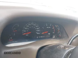 2002 Ford F-350 XL с VIN 3FTSW31F22MA15417, выставлен на аукционе IAAI как лот 42450802 с пробегом Не указан миль и . История ставок и продаж доступна на DreamBid. Изображение 7.