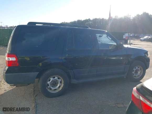 2016 Ford Expedition XL with VIN 1FMJU1GT3GEF28462, listed as a IAAI auction lot 41471208 with 194,800 mi miles. Bid and sale history available at carsss.com. Image 13.