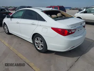2013 Hyundai Sonata GLS with VIN 5NPEB4AC7DH738709, listed as a IAAI auction lot 41874886 with 168,667 mi miles and . Bid and sale history available at carsss.com. Image 3.