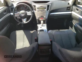 2010 Subaru Legacy Premium All-Weather Anniversary z VIN 4S3BMBH68A3245159, wystawiony jako Copart lot #63074495 z przebiegiem 120 350 mil mil oraz Szkoda całkowita • Salvage title. Historia ofert i sprzedaży dostępna na DreamBid. Obrazek 8.