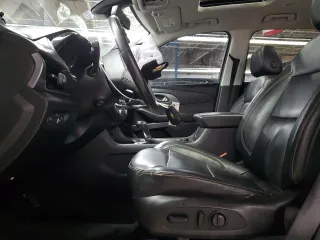 2018 Chevrolet Traverse Premier z VIN 1GNERKKW8JJ109978, wystawiony jako Copart lot #51374415 z przebiegiem 147 029 mil mil oraz Szkoda całkowita • Salvage title. Historia ofert i sprzedaży dostępna na DreamBid. Obrazek 7.