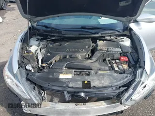 2018 Nissan Altima SR z VIN 1N4AL3AP0JC245282, wystawiony jako IAAI lot #41981833 z przebiegiem 102 634 mil mil oraz . Historia ofert i sprzedaży dostępna na DreamBid. Obrazek 10.