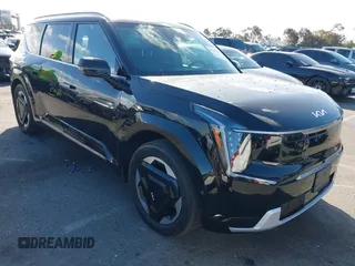 2024 Kia EV9 Land z VIN KNDADFS53R6027238, wystawiony jako IAAI lot #41705222 z przebiegiem 33 578 mil mil oraz . Historia ofert i sprzedaży dostępna na DreamBid. Obrazek 1.