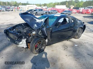 2015 Scion FR-S with VIN JF1ZNAA10F8707671, listed as a IAAI auction lot 42000130 with 136,734 mi miles. Bid and sale history available at carsss.com. Image 17.