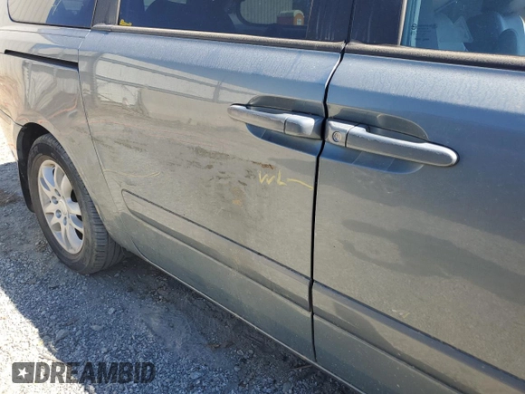 2008 Kia Sedona EX with VIN KNDMB233786265441, listed as a Copart auction lot 74597604 with 0 mi miles and Salvage Title. Bid and sale history available at carsss.com. Image 12.