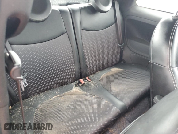 2017 FIAT 500e z VIN 3C3CFFGE7HT525317, wystawiony jako Copart lot #48951485 z przebiegiem Nie podano mil oraz Szkoda całkowita • Salvage title. Historia ofert i sprzedaży dostępna na DreamBid. Obrazek 10.