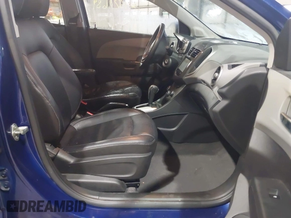2014 Chevrolet Sonic LTZ with VIN 1G1JE5SB5E4226187, listed as a IAAI auction lot 41521689 with 73,325 mi miles. Bid and sale history available at carsss.com. Image 5.