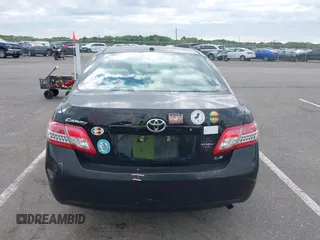 2010 Toyota Camry z VIN 4T1BF3EK3AU551502, wystawiony jako IAAI lot #42216721 z przebiegiem 143 695 mil mil oraz . Historia ofert i sprzedaży dostępna na DreamBid. Obrazek 16.
