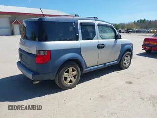 2005 Honda Element EX with VIN 5J6YH28695L010901, listed as a IAAI auction lot 42142162 with 202,401 mi miles and . Bid and sale history available at DreamBid. Image 4.