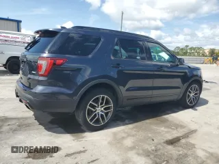 2017 Ford Explorer Sport с VIN 1FM5K8GT0HGA45758, выставлен на аукционе Copart как лот 63240925 с пробегом 129 868 миль миль и Списание • Salvage title. История ставок и продаж доступна на DreamBid. Изображение 3.