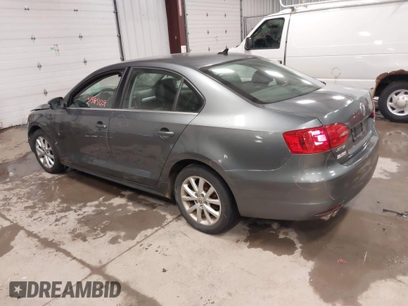 2013 Volkswagen Jetta SE с VIN 3VWDP7AJ6DM430886, выставлен на аукционе IAAI как лот 41585229 с пробегом 176 446 миль миль и . История ставок и продаж доступна на DreamBid. Изображение 3.