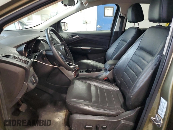 2013 Ford Escape SE z VIN 1FMCU9GX0DUA43966, wystawiony jako Copart lot #66152725 z przebiegiem 122 498 mil mil oraz Czysty tytuł • Clean title. Historia ofert i sprzedaży dostępna na DreamBid. Obrazek 7.